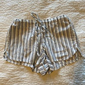 Brandy Melville shorts